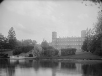А.К. Ержемский. Гатчина. Вид на дворец со стороны парка. 1900-е.