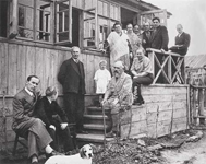 Писатель М.М. Пришвин в кругу гостей и родственников на веранде своего дома в Загорске, июнь 1939 г. из собрания дома-музея М.М. Пришвина в Дунино