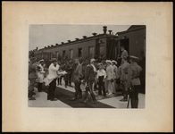 Фотоателье ''К.Е. фон Ган и К°''. Торжественная встреча императорской семьи, 1914 (?). ГА РФ