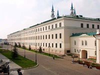 Здание бывшего юнкерского училища в Казанском Кремле, где находится Центр ''Эрмитаж-Казань''