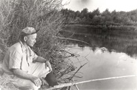 М.А.Шолохов на реке Хопёр. 1950-е. Фото П.Гавриленко