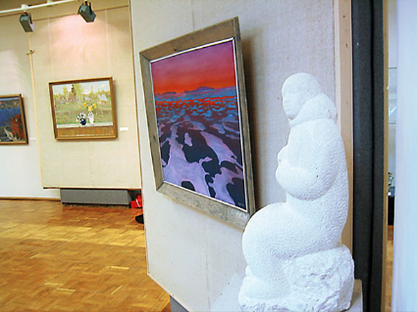 Вид экспозиции Мурманского художественного музея